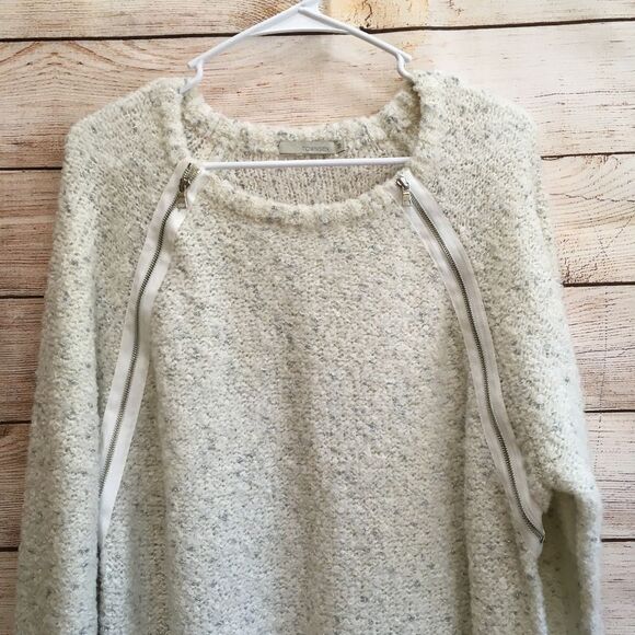 TOWNSEN SWEATER IN CREAM WITH SILVER METALLIC ACCENTS - Picture 5 of 6